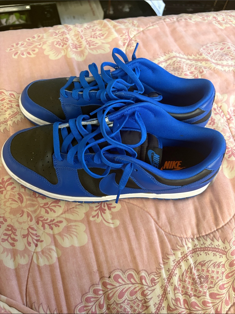 Nike Men’s Royal Blue and Black Low-Top Sneakers